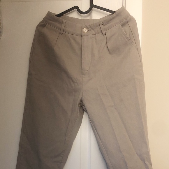 Shein Cropped Pants - Picture 1 of 4